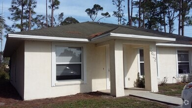 Building Photo - 2823 India Palm Dr
