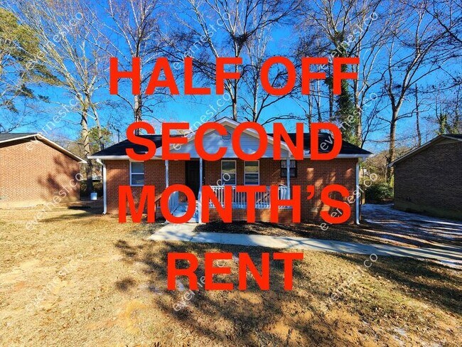 Building Photo - 705 W Creek Cir