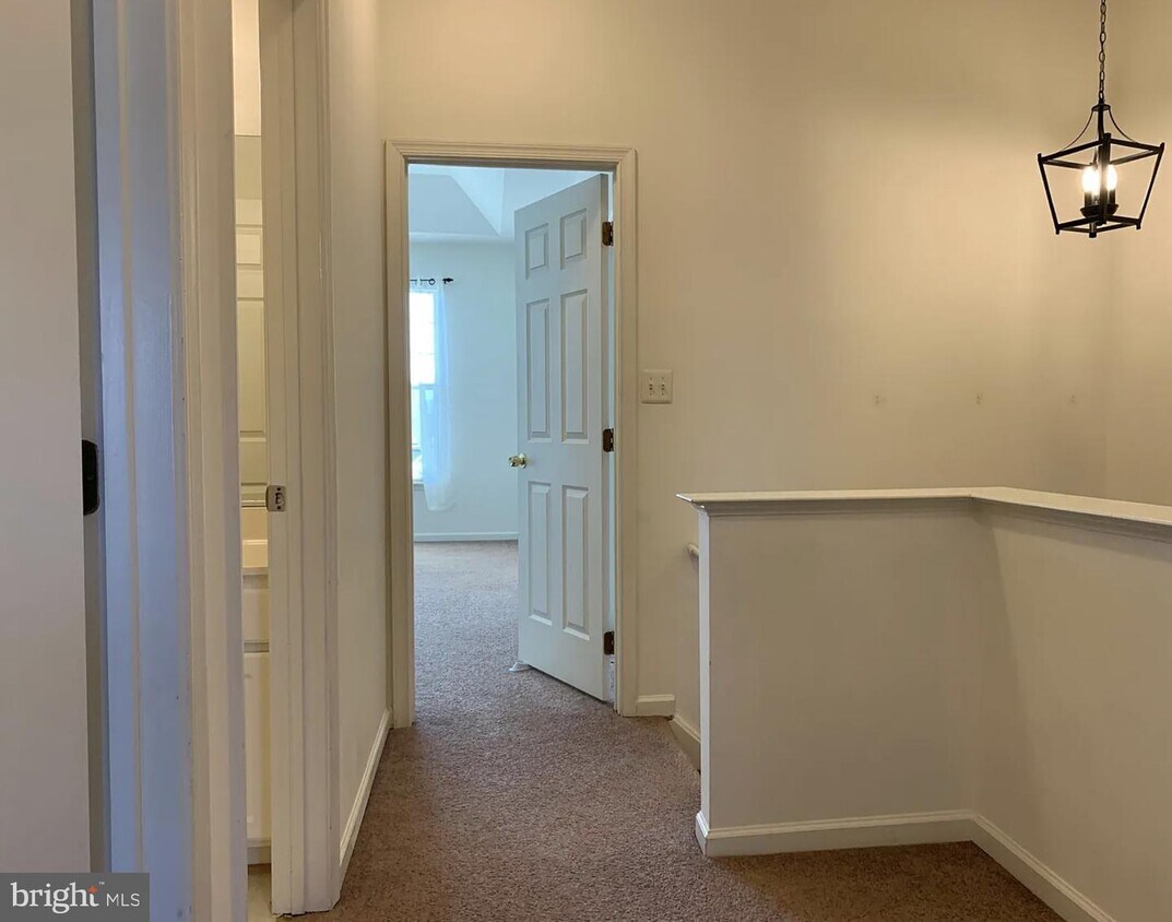 410 Redland Blvd, Rockville, MD 20850 Townhome Rentals in Rockville
