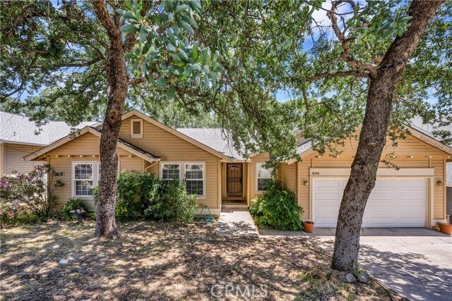 Primary Photo - 18294 N Shore Dr