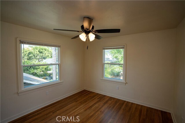 Foto del edificio - 310 S Buena Vista St