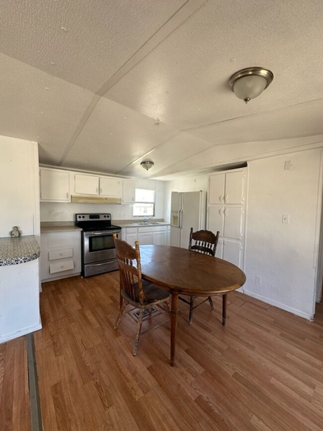 Building Photo - 3 Bedroom Trailer in Aztec Rent To Own ava...