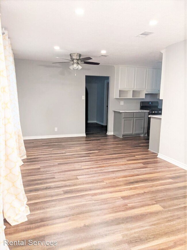 Foto del edificio - 3 br, 1.5 bath House - 175 Triangle Dr