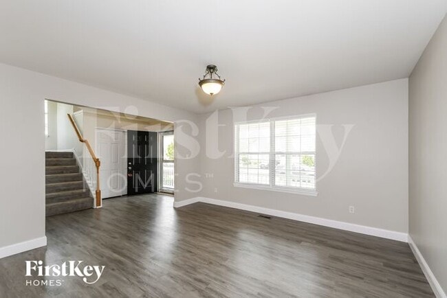 Building Photo - 106 Stewart Springs Dr