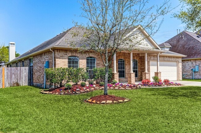 Building Photo - 6126 Bradford Ln