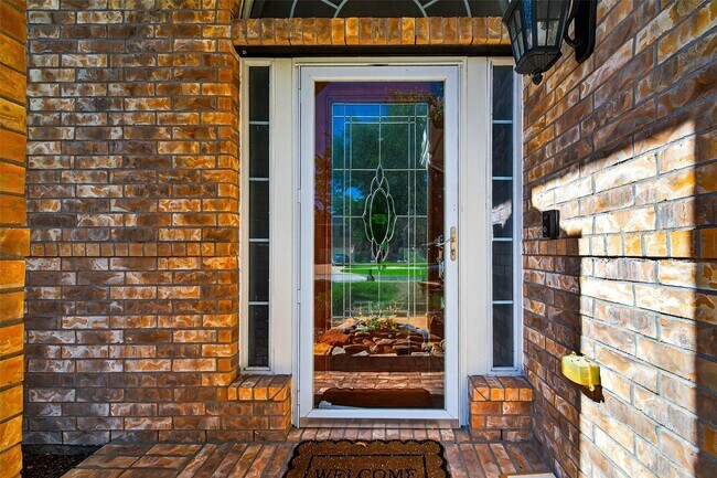 Foto del edificio - 15110 Greenhaven Lake Ln