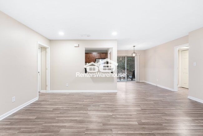 Foto del edificio - 103 Sterling Ct