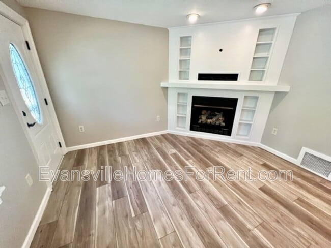 Foto del edificio - 1216 Hathaway Ave