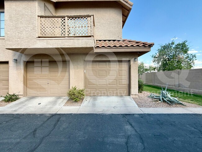 Foto del edificio - 1001 N Pasadena