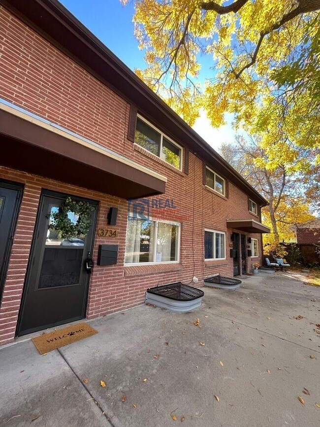 Building Photo - 3734 Miller Ct