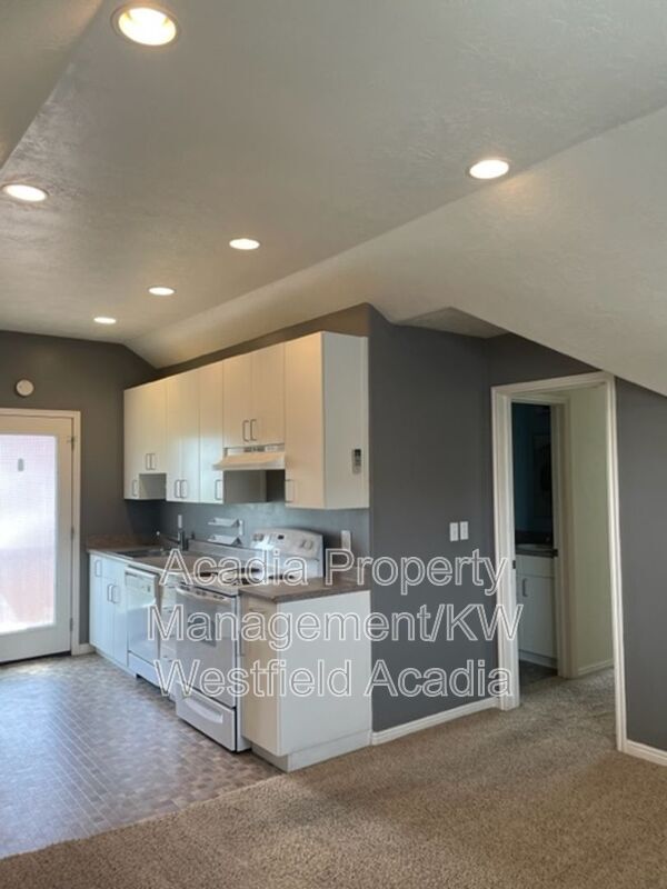 Building Photo - 4172 W Lakebridge Drive