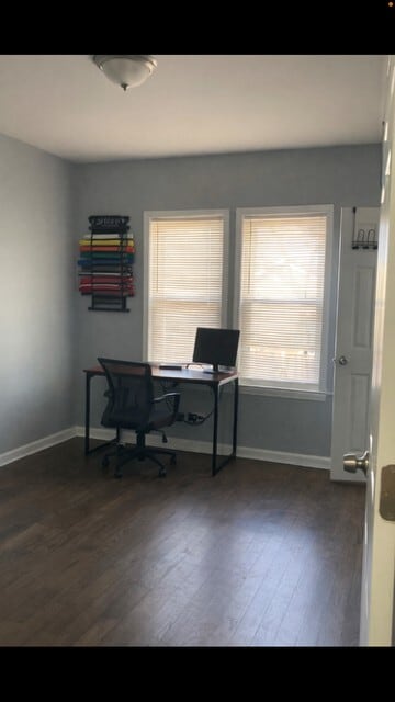 Building Photo - 4708 W 20th St