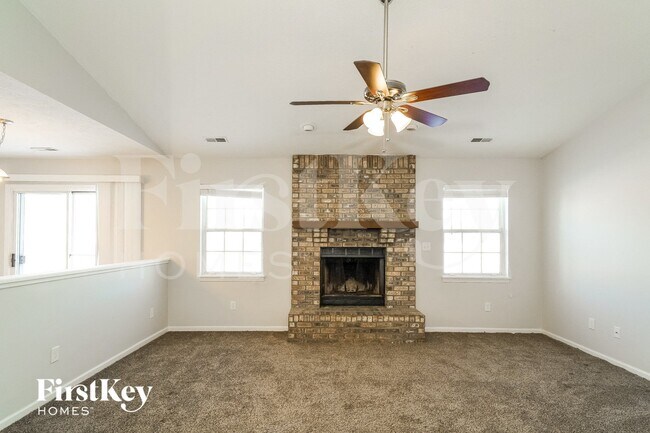 Foto del edificio - 11824 Shannon Pointe Rd