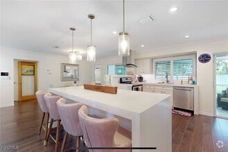 Building Photo - 1315 Morningside Dr