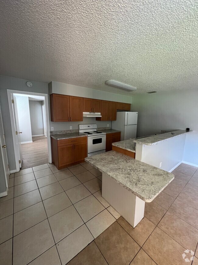 Apartments For Rent in Lakeland, FL 10 Rentals