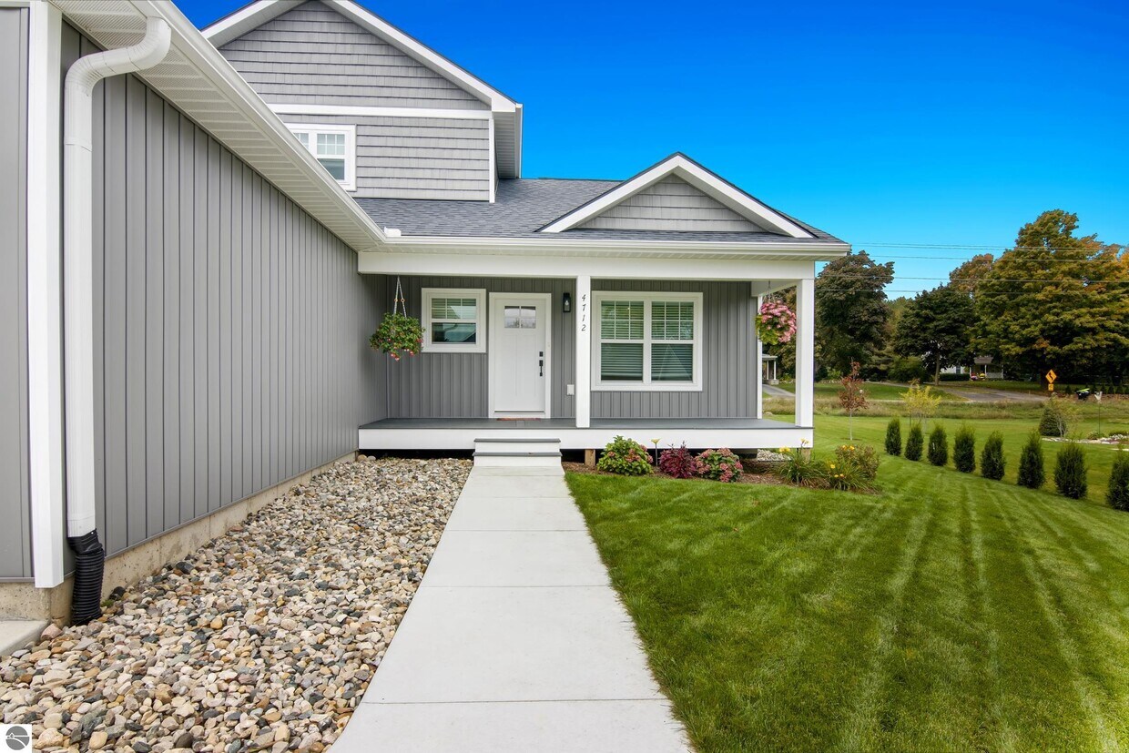 Foto principal - 4712 Owl View Dr
