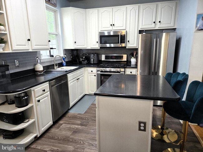 Building Photo - 7832 Canter Ct