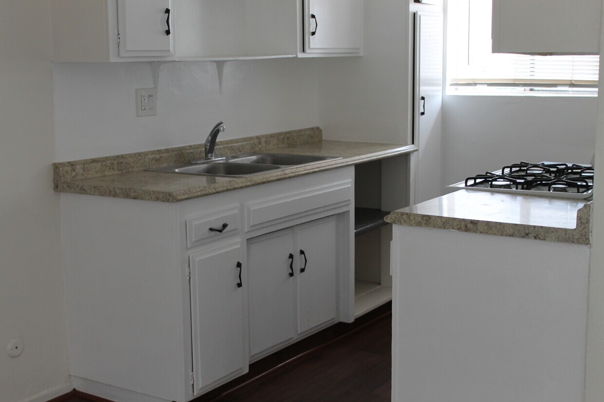 Foto principal - 1017 N Hudson Ave