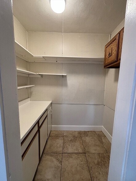 Foto del edificio - 393-393 Highland Ave