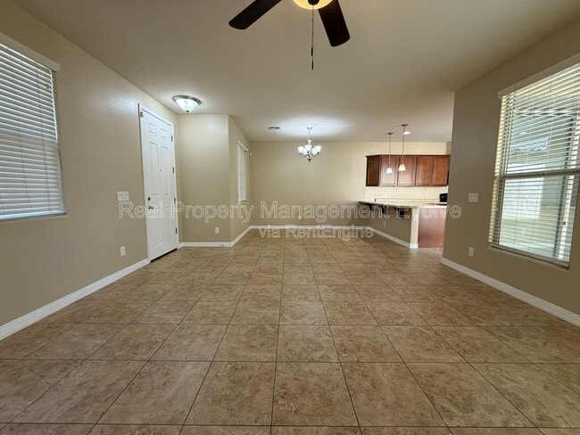 Foto del edificio - 9020 W Nicolet Ave