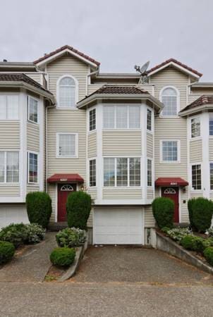 One car attached garage with space for an additional car in driveway - 6337 Hillman Pl NE