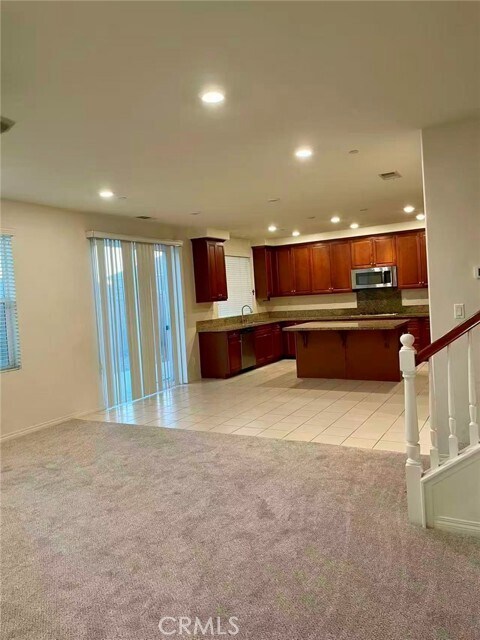 Foto del edificio - 13173 Stanton Dr