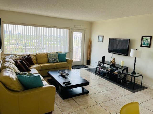 Foto del edificio - 401 Golden Isles Dr