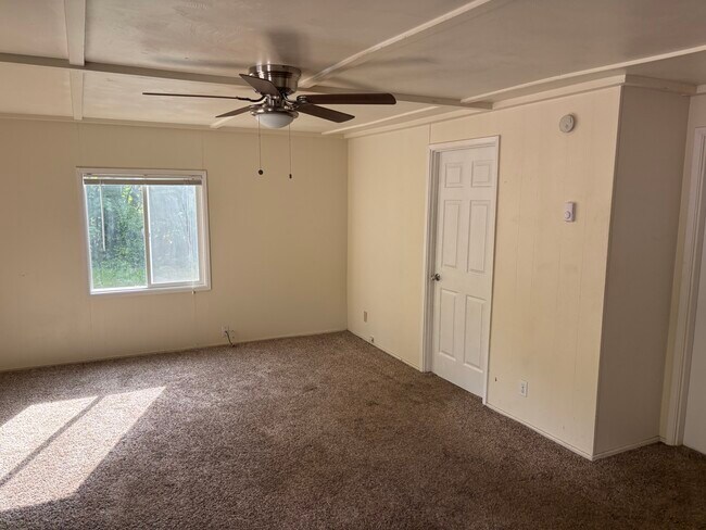 Foto del edificio - 6707 Old Highway 410 SW