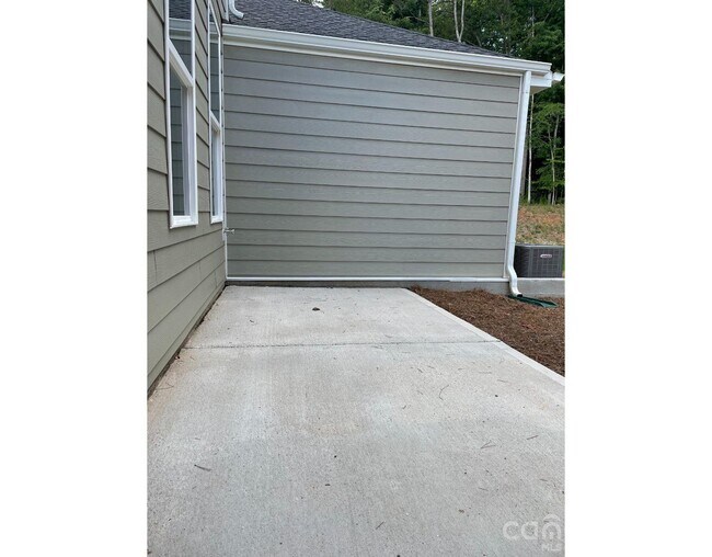 Foto del edificio - 8234 Merryvale Ln