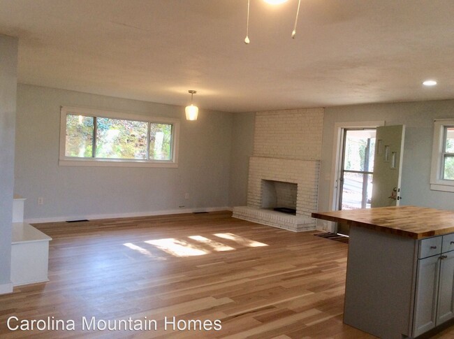 Building Photo - 3 br, 2 bath House - 127 Mooreland Heights...