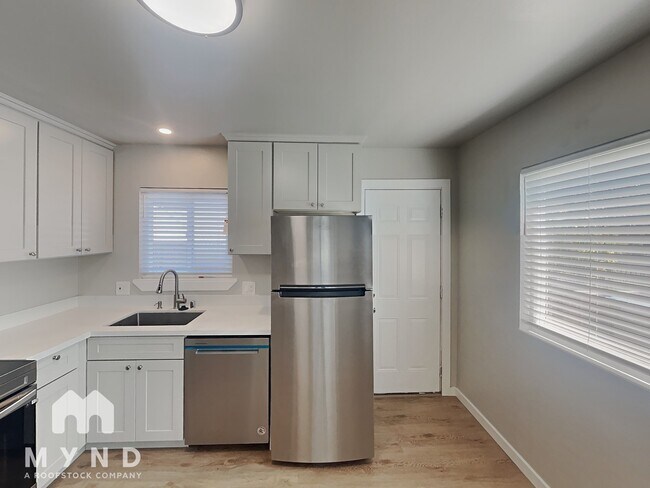 Foto del edificio - 823 N 15th St