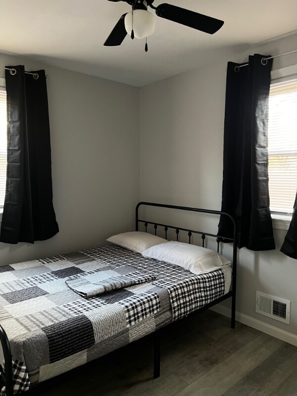 Foto del edificio - 5402 St Barnabas Rd