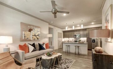 Building Photo - 18110 Hunters Terrace Dr