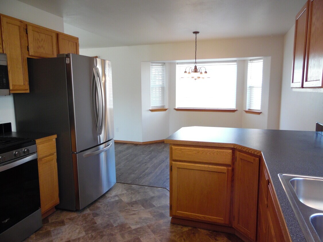 10513 N Crimson Dr, Hayden, ID 83835 House Rental in Hayden, ID