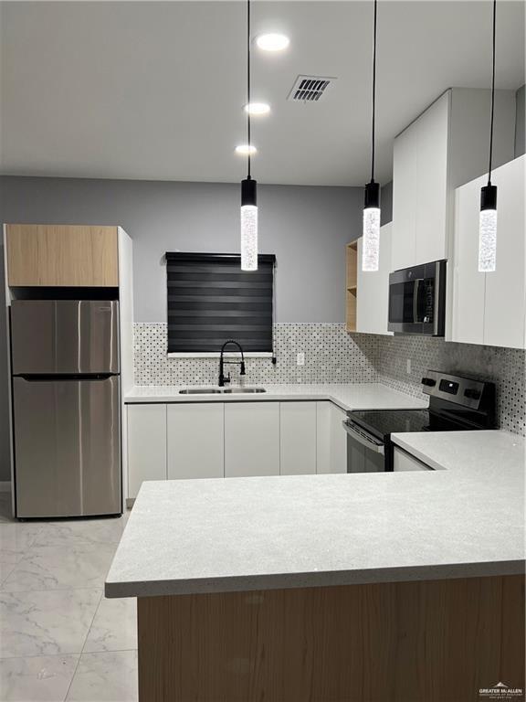 Foto del edificio - 19 E Iris Ave