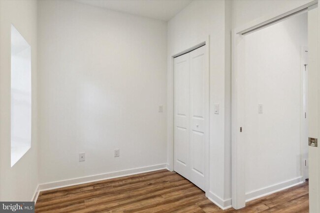 Foto del edificio - 2113 N Darien St
