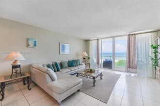 Building Photo - 5601 Collins Ave