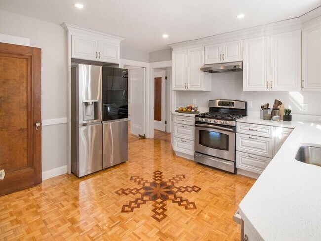 Photo - 18 Sherman Ct House