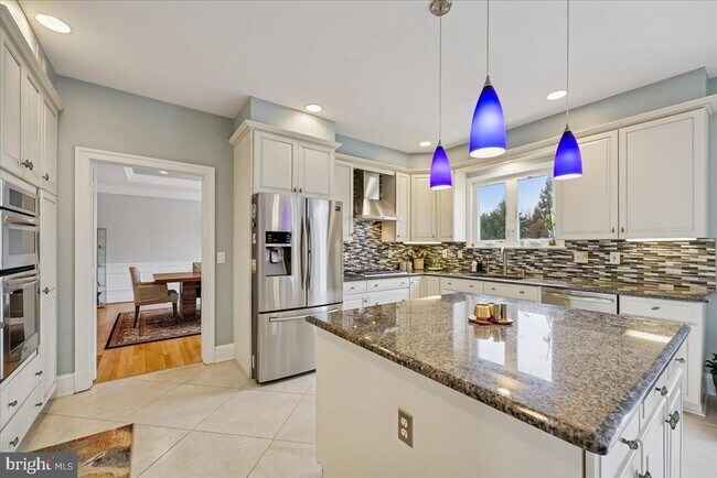 Foto del edificio - 9917 Kendale Rd