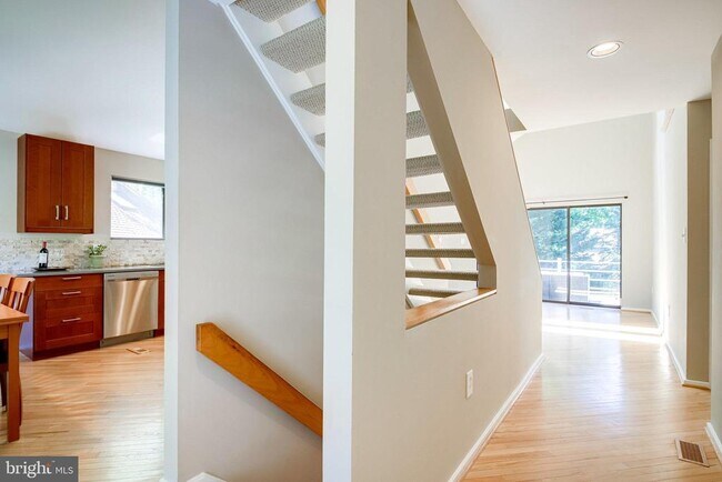 Foto del edificio - 1656 Cedar Hollow Way