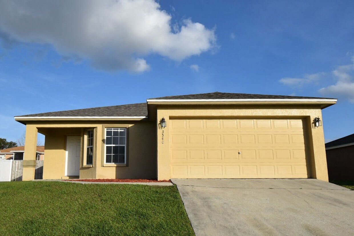 3540 Manor Loop House Rental in Lakeland, FL