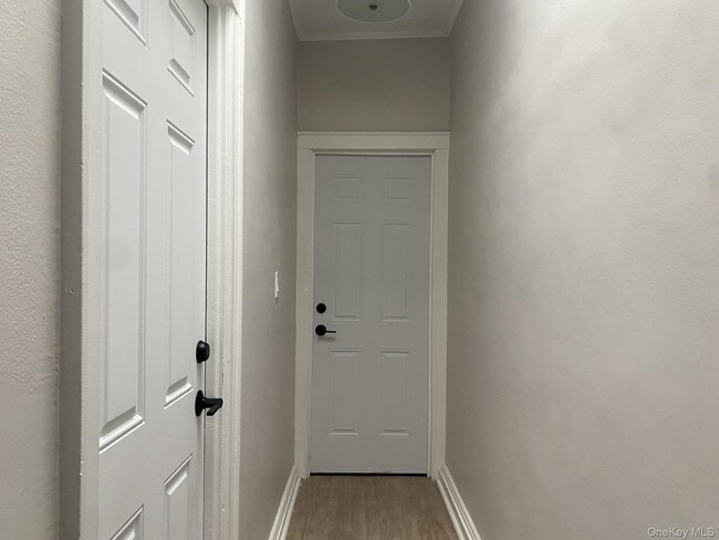 Photo - 152 Tulip Ave Apartment