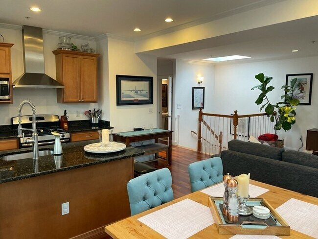 Foto del edificio - 93 Sciarappa St