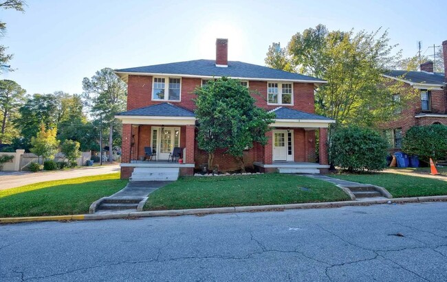 Building Photo - 145 S Pickens St