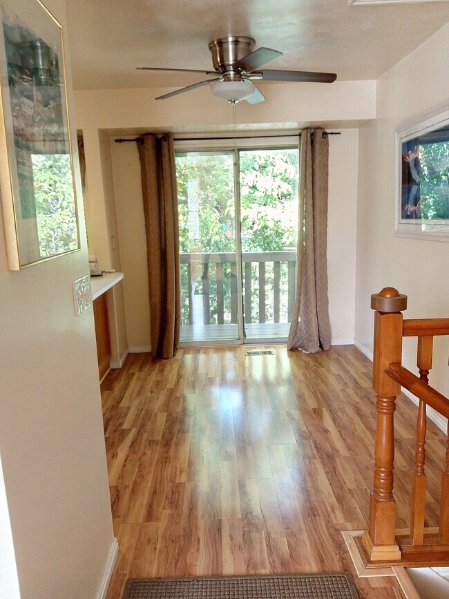 528 W 1950 N, Centerville, UT 84014 House for Rent in Centerville, UT