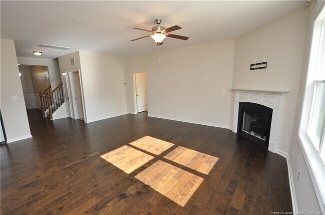 Foto del edificio - 84 Fairview St