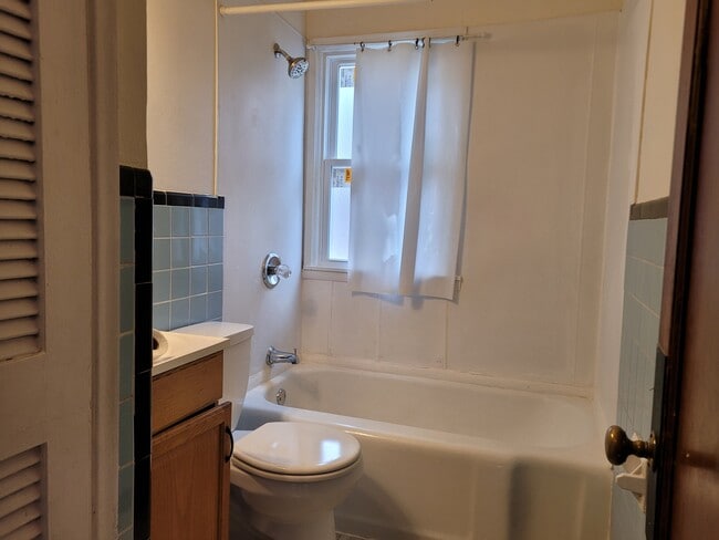 Building Photo - 11244 Saint Clement Ln