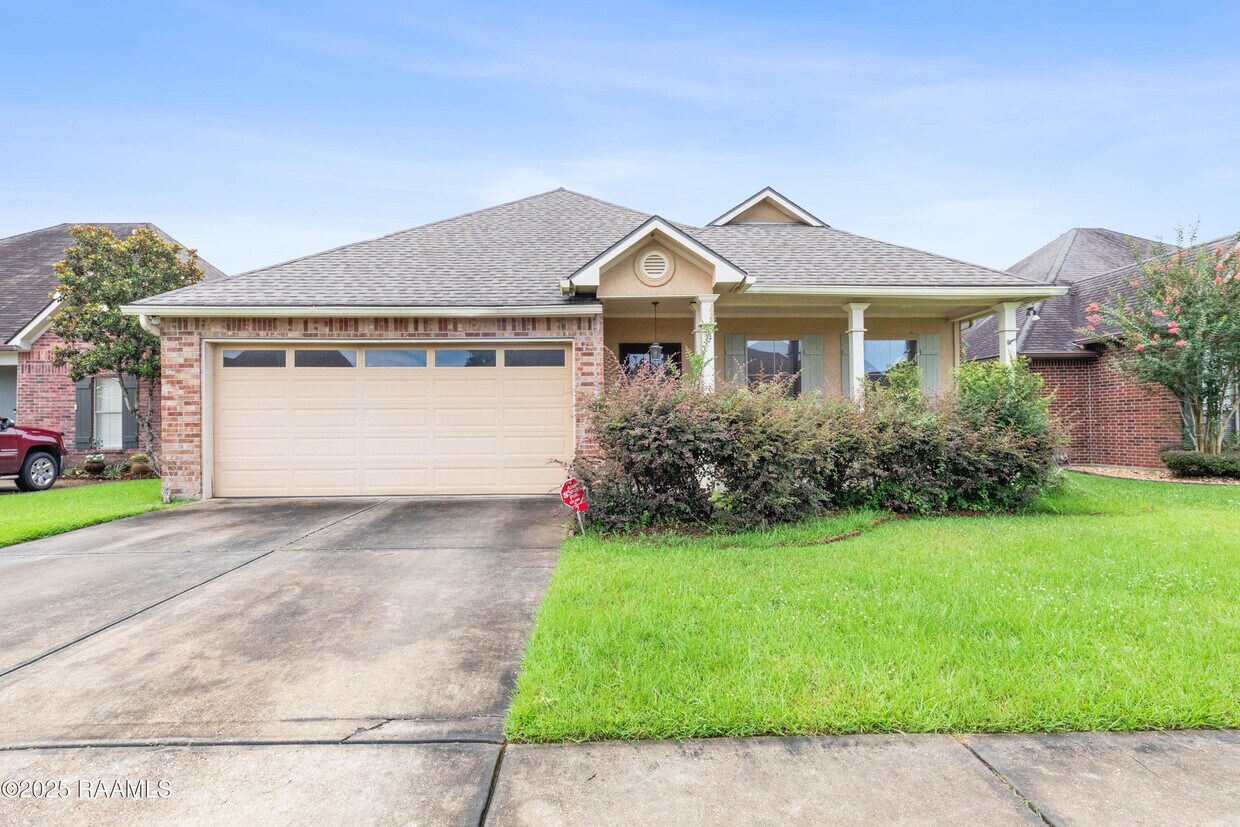 Foto principal - 126 Onyx St