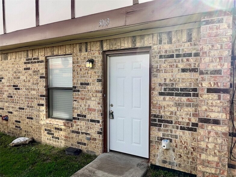 Photo - 3063 Olympia Drive Unit