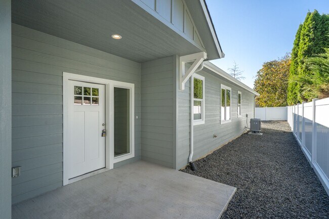 Foto del edificio - 4299 N Stout Ct